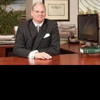 W. Robert W. Lawyer