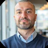 Aria  Nejad
