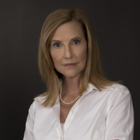 Ms Cassandra Thorson