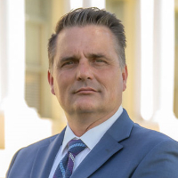 Mr Christian L. Schank