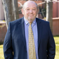 Mr Geoffrey Owen Evers