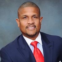 Mr Carlos Leach