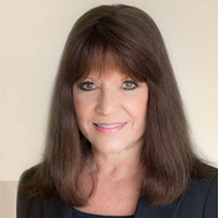 Ms Lisa McArdle Hassett