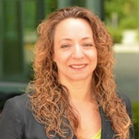 Robin J Scher
