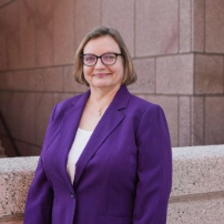 Ms Jennifer K Berneking