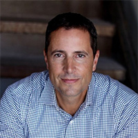 Travis  Travis Lawyer