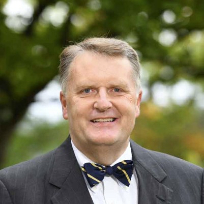 Lars H Olsen