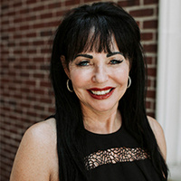 Ms Theresa Luan Kellington