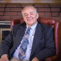 Dr Wade P Bettis PhD