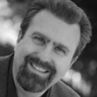 Michael M Freeland