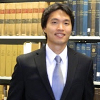 Elliot M Yi